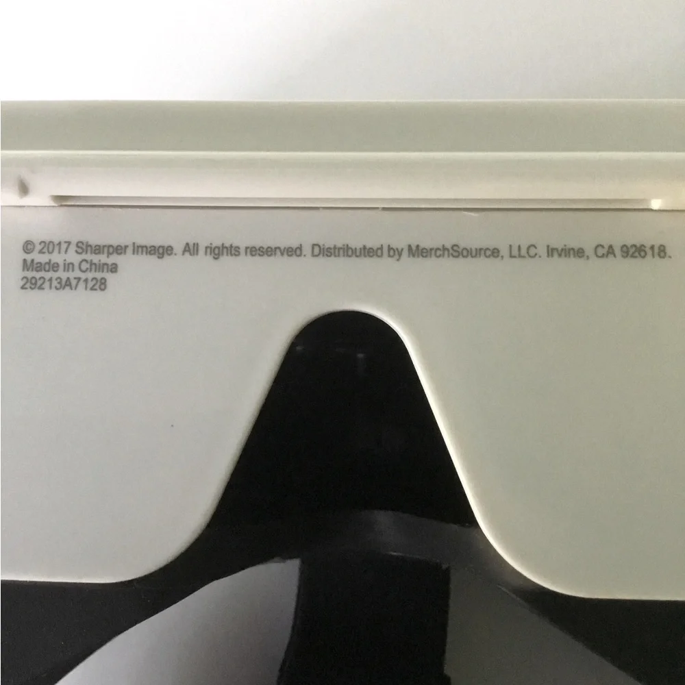 Sharper Image Virtual Reality Headset GUC